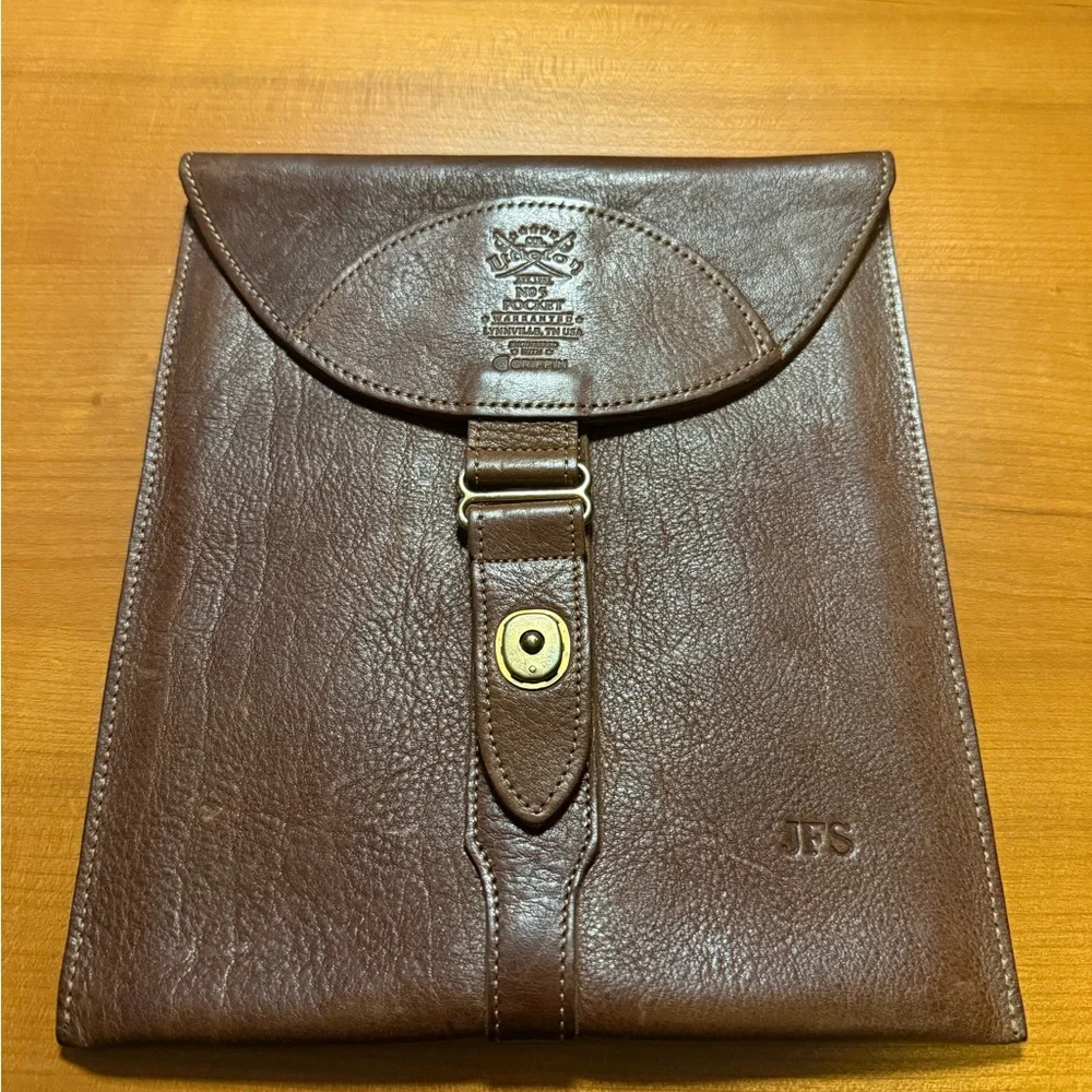 Griffin Brown Leather IPad case